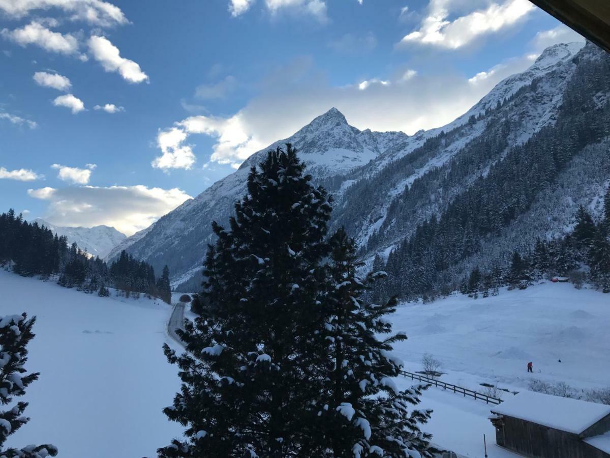 Appartements Dobler - S'Darhuam Sankt Leonhard im Pitztal Eksteriør billede