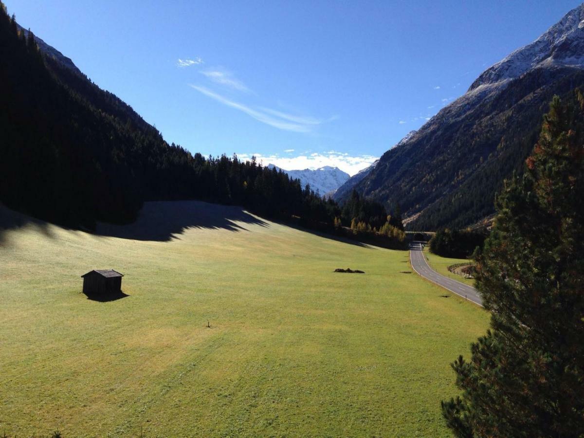 Appartements Dobler - S'Darhuam Sankt Leonhard im Pitztal Eksteriør billede