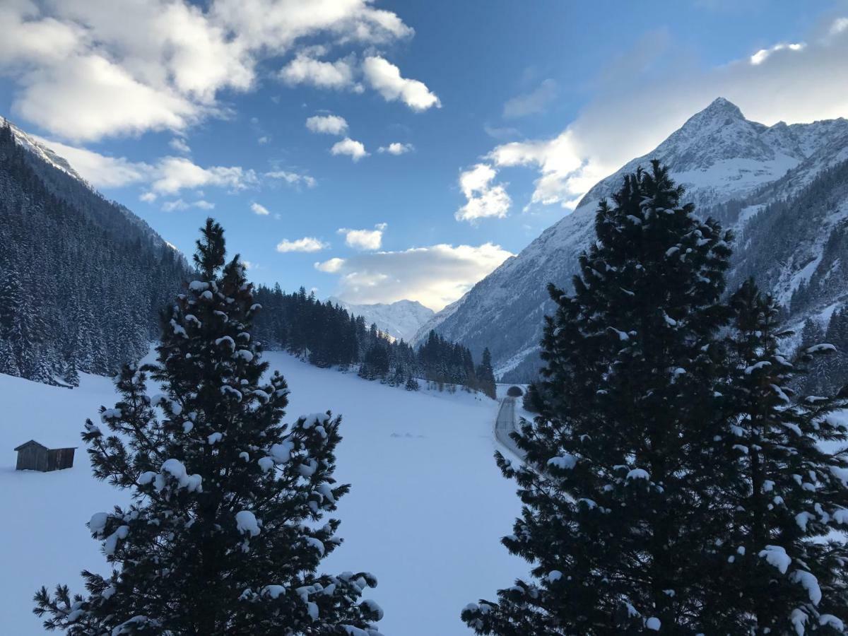 Appartements Dobler - S'Darhuam Sankt Leonhard im Pitztal Eksteriør billede